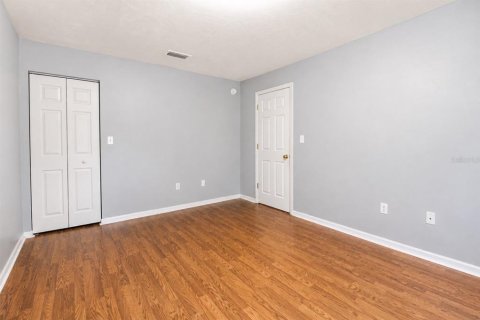 House in Gainesville, Florida 2 bedrooms, 106.65 sq.m. № 2308924 - photo 18