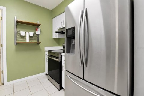 House in Gainesville, Florida 2 bedrooms, 106.65 sq.m. № 2308924 - photo 8