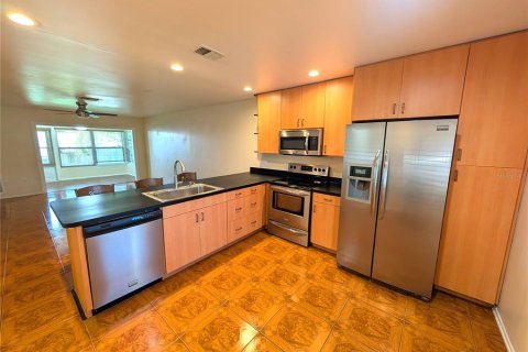 Copropriété à louer à Palm Harbor, Floride: 2 chambres, 95.69 m2 № 1792142 - photo 15