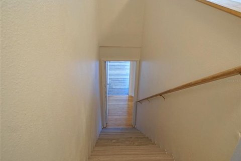 Touwnhouse à louer à Palm Harbor, Floride: 4 chambres, 232.26 m2 № 2425808 - photo 25
