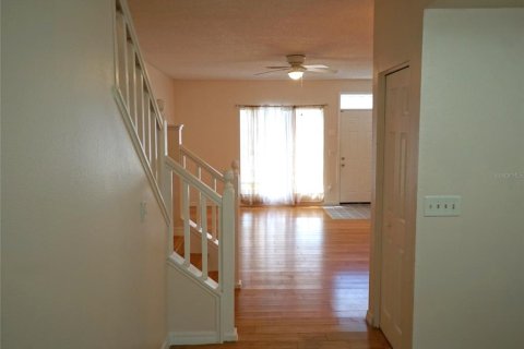 Touwnhouse à louer à Palm Harbor, Floride: 4 chambres, 232.26 m2 № 2425808 - photo 12