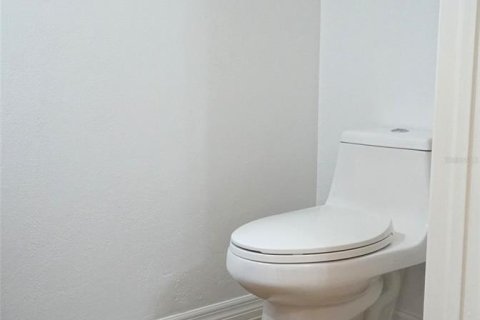 Touwnhouse à louer à Palm Harbor, Floride: 4 chambres, 232.26 m2 № 2425808 - photo 9