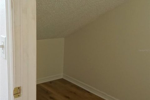 Touwnhouse à louer à Palm Harbor, Floride: 4 chambres, 232.26 m2 № 2425808 - photo 23