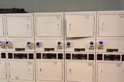 Купить кондоминиум в Уэст-Палм-Бич, Флорида 1 спальня, 67.63м2, № 2037605 - фото 8