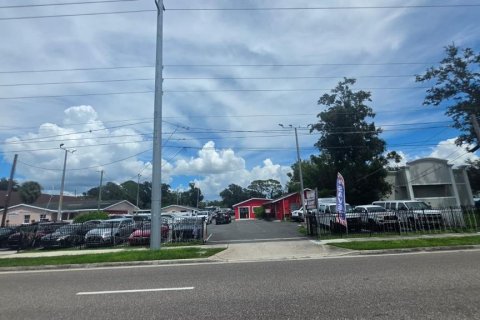 Commercial property in Tampa, Florida 333.33 sq.m. № 2359098