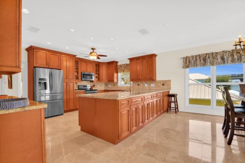 Condo in Delray Beach, Florida, 3 bedrooms № 2171883 - photo 26