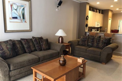 Снять в аренду виллу или дом в Венеция, Флорида 1 комната, 120.96м2, № 1219623 - фото 3