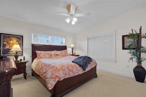 Casa en venta en Islamorada, Village of Islands, Florida, 6 dormitorios, 461.17 m2 № 2034736 - foto 30