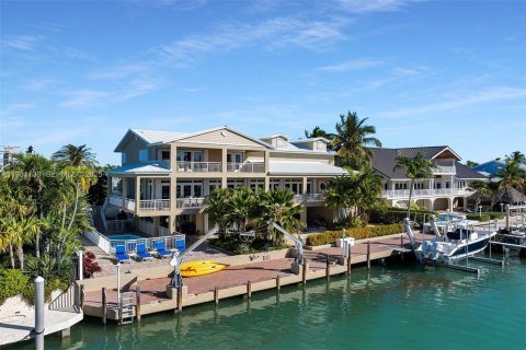 Casa en venta en Islamorada, Village of Islands, Florida, 6 dormitorios, 461.17 m2 № 2034736 - foto 11