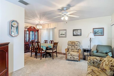 Condominio en venta en Palm Harbor, Florida, 1 dormitorio, 75.62 m2 № 1851341 - foto 11