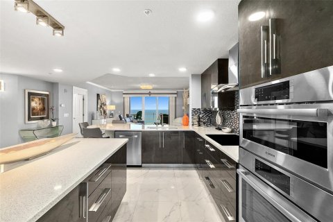 Condominio en venta en Daytona Beach, Florida, 2 dormitorios, 189.52 m2 № 1869447 - foto 26