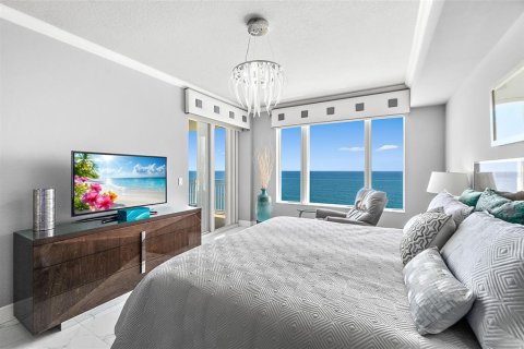 Condominio en venta en Daytona Beach, Florida, 2 dormitorios, 189.52 m2 № 1869447 - foto 9