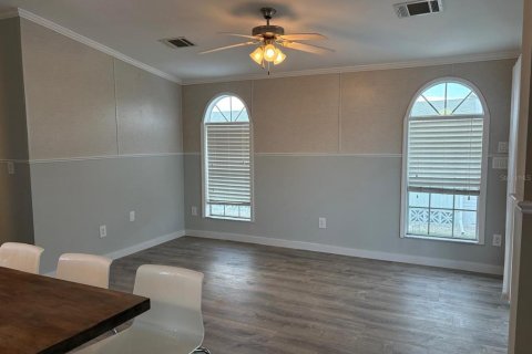 Apartment in North Port, Florida 2 bedrooms, 93.65 sq.m. № 2201961 - photo 7