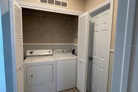 Apartment in North Port, Florida 2 bedrooms, 93.65 sq.m. № 2201961 - photo 16