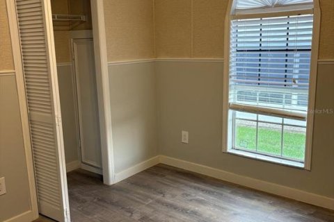 Apartment in North Port, Florida 2 bedrooms, 93.65 sq.m. № 2201961 - photo 12