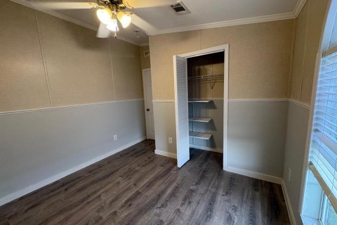 Apartment in North Port, Florida 2 bedrooms, 93.65 sq.m. № 2201961 - photo 13