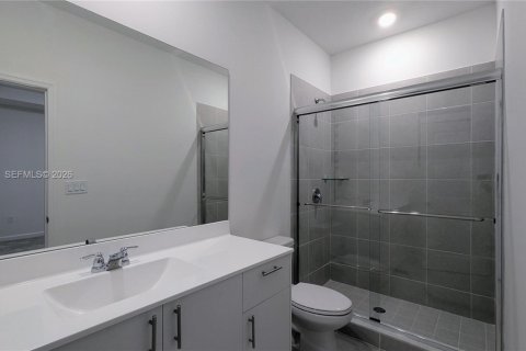 House in Homestead, Florida 3 bedrooms, 149.76 sq.m. № 2076559 - photo 28