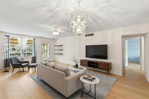 Copropriété à vendre à Oakland Park, Floride: 2 chambres, 89.19 m2 № 2056491 - photo 3