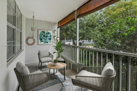 Copropriété à vendre à Oakland Park, Floride: 2 chambres, 89.19 m2 № 2056491 - photo 7
