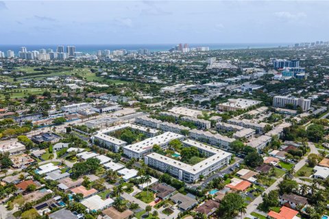 Condo à Oakland Park, Floride, 2 chambres  № 2056491