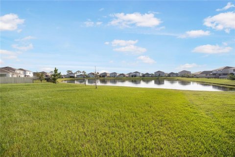 Casa en alquiler en Wesley Chapel, Florida, 5 dormitorios, 242.01 m2 № 1915134 - foto 7