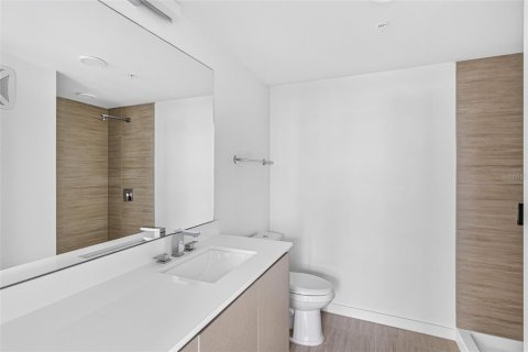 Condo in Orlando, Florida, 2 bedrooms  № 2391002 - photo 10