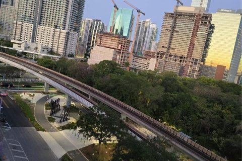 Condominio en venta en Miami, Florida, 1 dormitorio, 62.71 m2 № 1934872 - foto 15