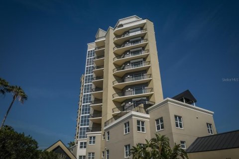 Condo in Tampa, Florida, 3 bedrooms  № 2207611