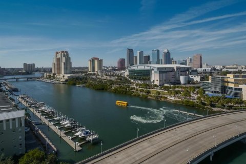 Condo in Tampa, Florida, 3 bedrooms  № 2207611 - photo 3