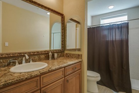 Condo in Tampa, Florida, 3 bedrooms  № 2207611 - photo 23