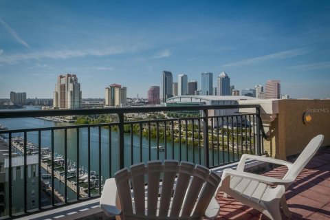 Condo in Tampa, Florida, 3 bedrooms  № 2207611 - photo 7