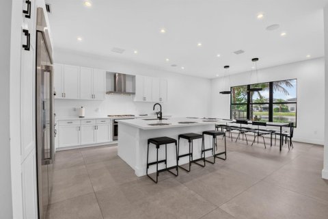 Villa ou maison à louer à Boca Raton, Floride: 5 chambres, 339.93 m2 № 2397189 - photo 6