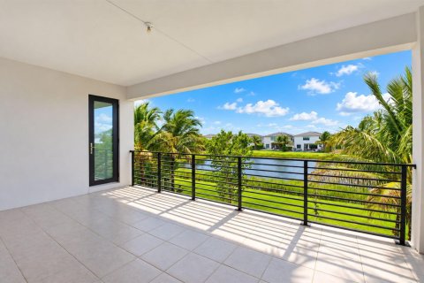 Villa ou maison à louer à Boca Raton, Floride: 5 chambres, 339.93 m2 № 2397189 - photo 11