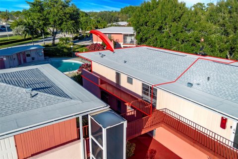 Condo in West Palm Beach, Florida, 2 bedrooms  № 1974059 - photo 16