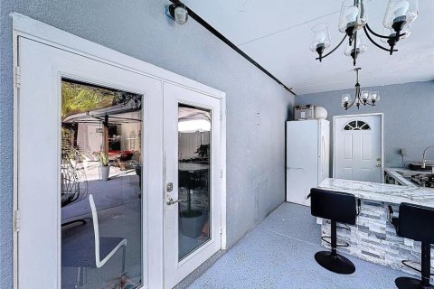 House in Orlando, Florida 4 bedrooms, 173.73 sq.m. № 1734468 - photo 27