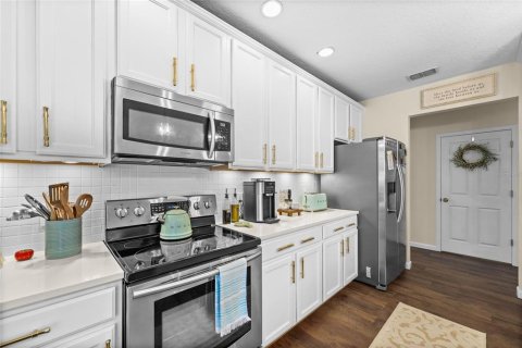 House in Celebration, Florida 3 bedrooms, 152.73 sq.m. № 1899025 - photo 8