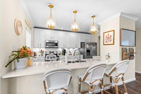 House in Celebration, Florida 3 bedrooms, 152.73 sq.m. № 1899025 - photo 7
