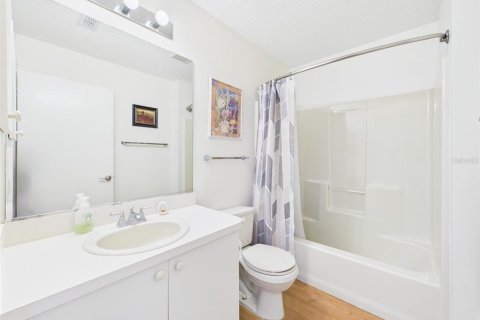 Casa en alquiler en Lady Lake, Florida, 2 dormitorios, 106.19 m2 № 1802170 - foto 22