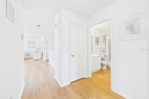 Casa en alquiler en Lady Lake, Florida, 2 dormitorios, 106.19 m2 № 1802170 - foto 18