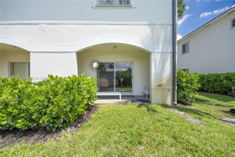 Touwnhouse à vendre à Lauderdale Lakes, Floride: 3 chambres, 127.93 m2 № 1979227 - photo 26