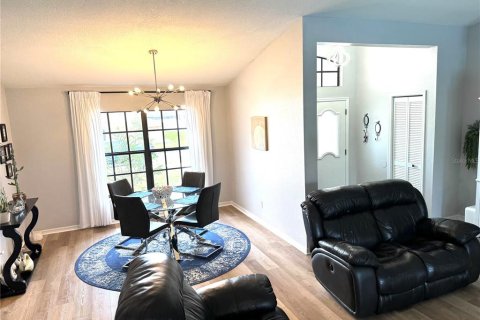 Villa ou maison à vendre à Spring Hill, Floride: 3 chambres, 163.88 m2 № 2399423 - photo 7