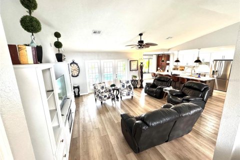 Villa ou maison à vendre à Spring Hill, Floride: 3 chambres, 163.88 m2 № 2399423 - photo 5
