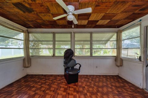 House in Saint Petersburg, Florida 2 bedrooms, 97.73 sq.m. № 1879152 - photo 9