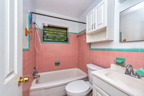 House in Saint Petersburg, Florida 2 bedrooms, 97.73 sq.m. № 1879152 - photo 15