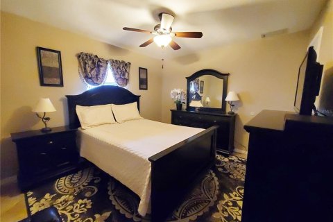 House in Port Charlotte, Florida 3 bedrooms, 184.88 sq.m. № 1407550 - photo 19