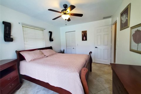 House in Port Charlotte, Florida 3 bedrooms, 184.88 sq.m. № 1407550 - photo 23