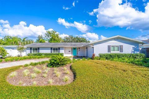 Casa en Winter Park, Florida 3 dormitorios, 163.69 m2 № 2430359