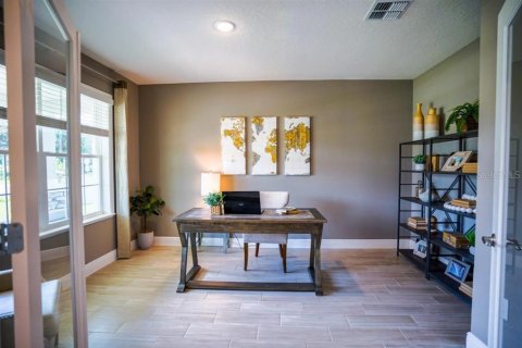 House in Poinciana, Florida 5 bedrooms, 260.31 sq.m. № 1656994 - photo 18