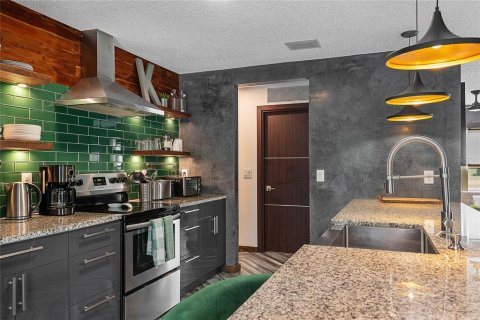Hôtel, hôtellerie à vendre à Palm Coast, Floride: 151.62 m2 № 1776894 - photo 13