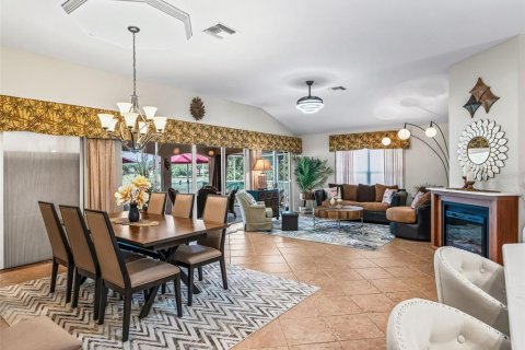 Casa en venta en The Villages, Florida, 3 dormitorios, 194.82 m2 № 2287292 - foto 26
